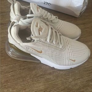 New (with box) Nike Air Max 270 Women’s Athletic Shoes Beige with Gold Accents
